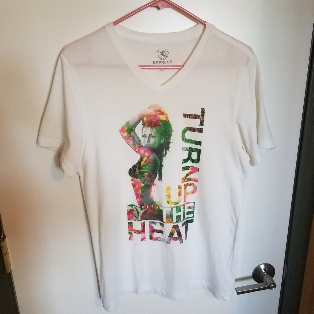 Express Graphic T-Shirt